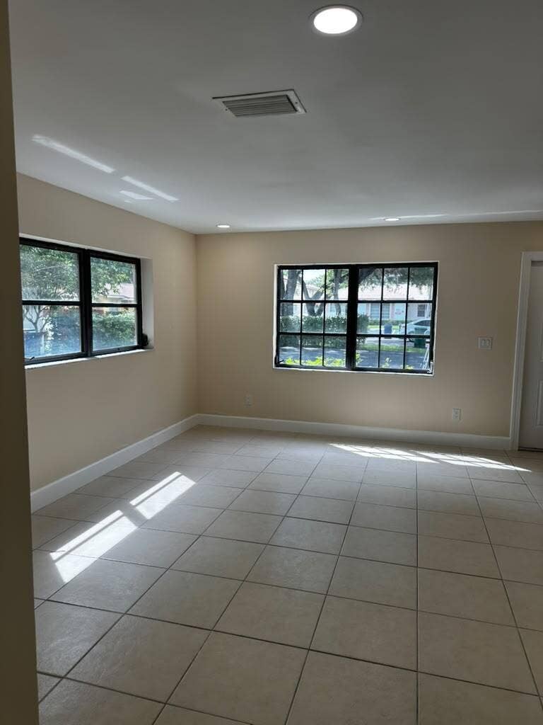bedroom 02