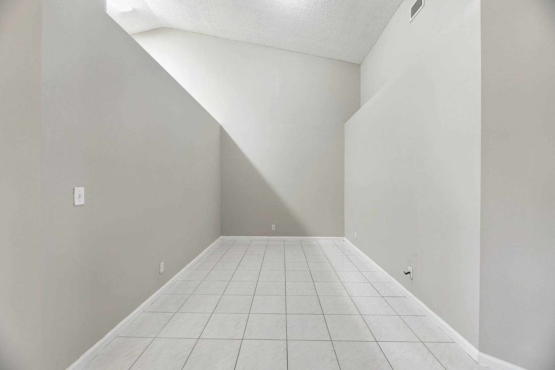 023