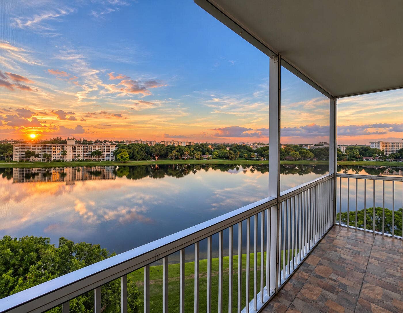 2940 N COURSE Drive, #801, Pompano Beach, FL 33069 4