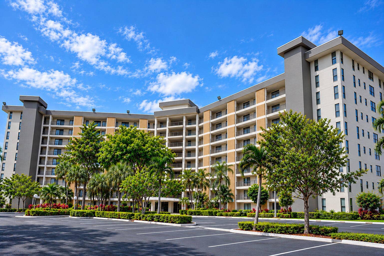 2940 N COURSE Drive, #801, Pompano Beach, FL 33069 ZBldng