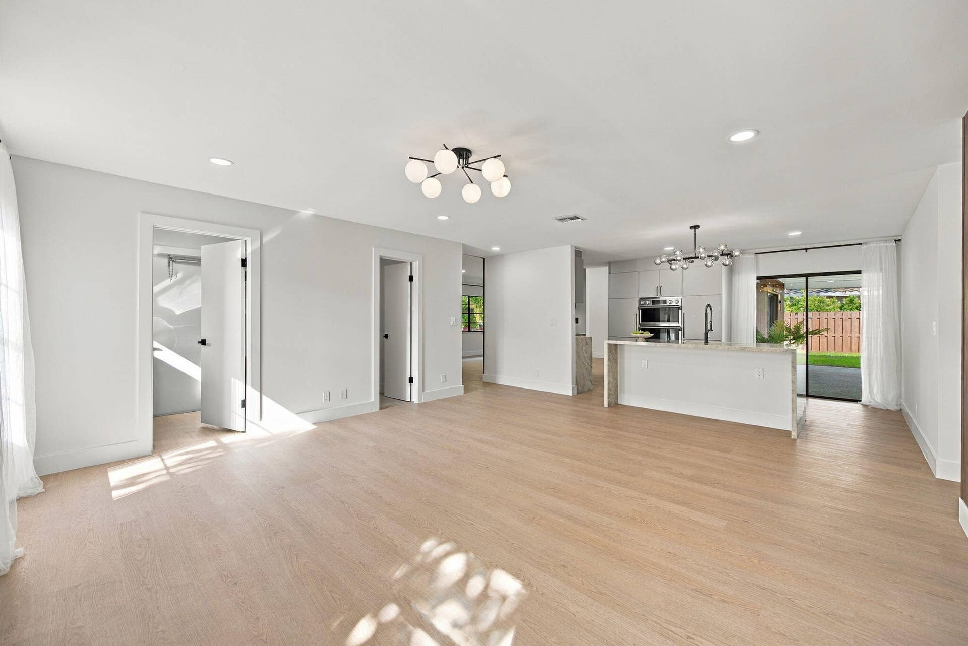14-web-or-mls-10742-nw-18th-ct