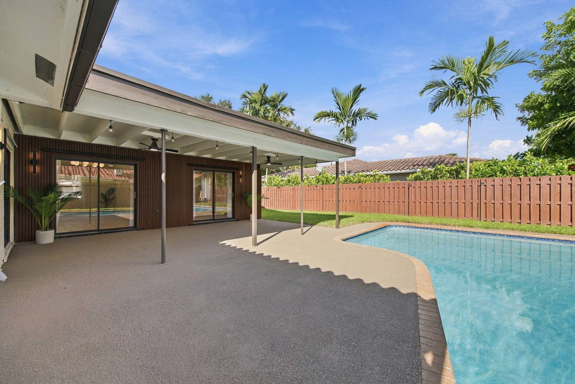 49-web-or-mls-10742-nw-18th-ct