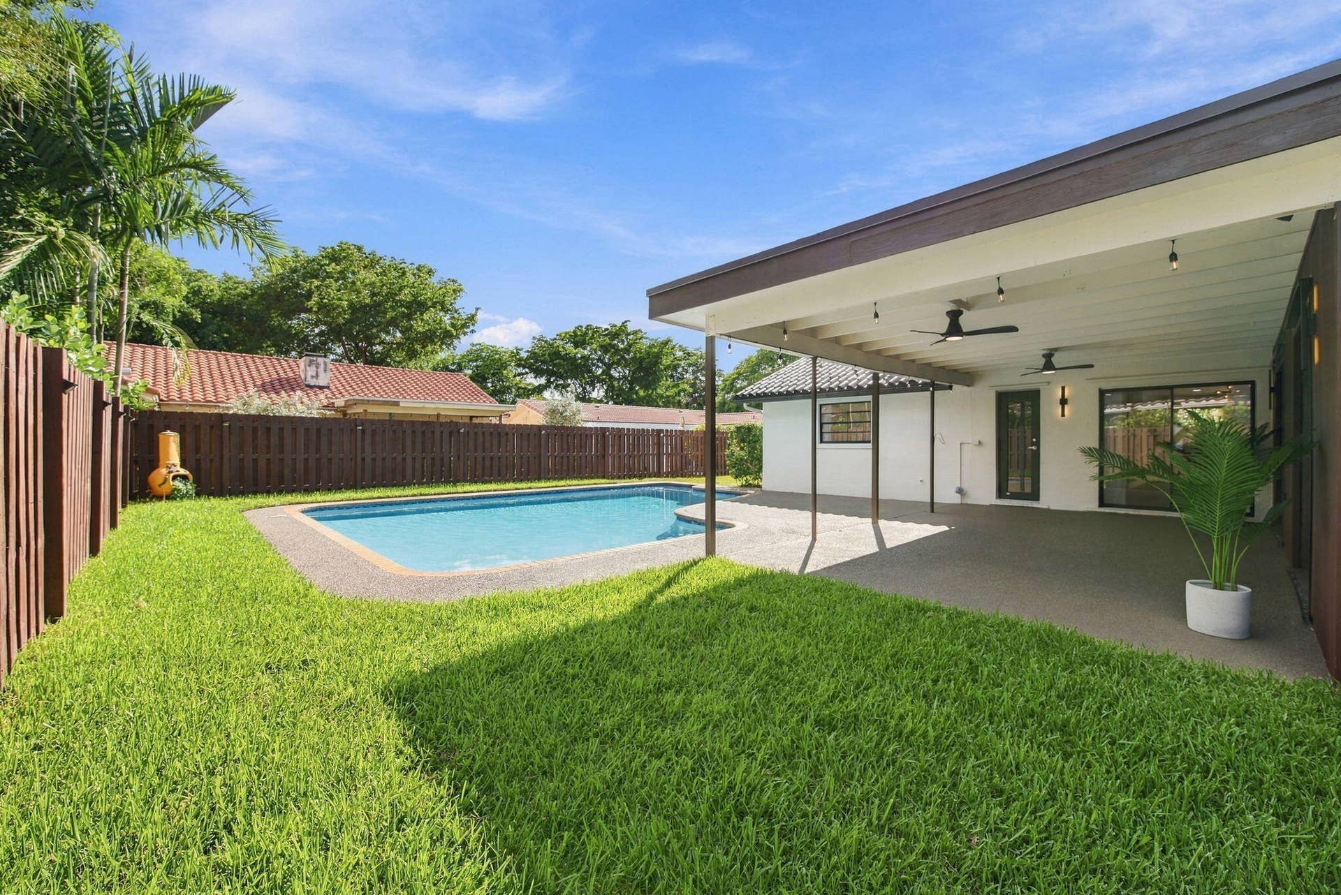 51-web-or-mls-10742-nw-18th-ct