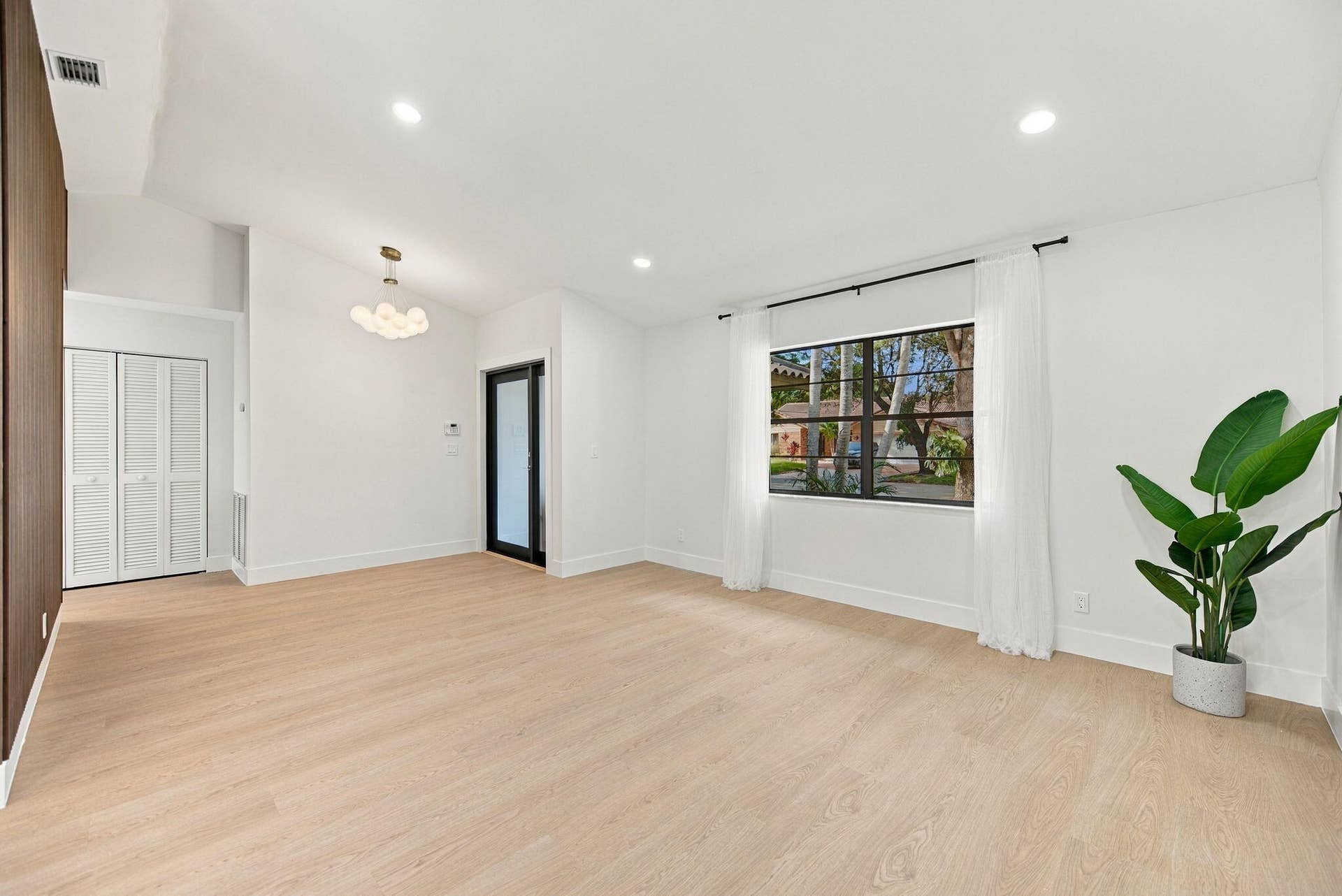 10-web-or-mls-10742-nw-18th-ct
