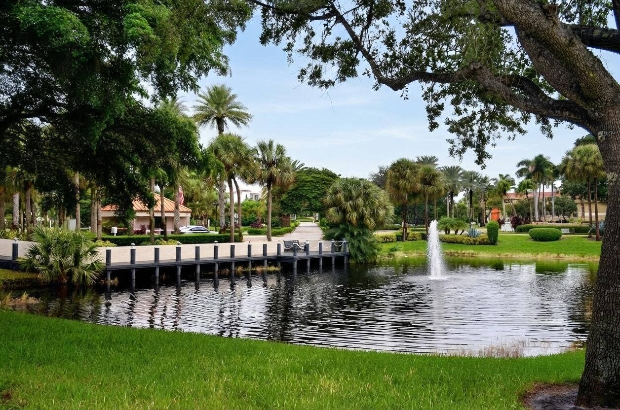 5900 Camino Del Sol, #302, Boca Raton, FL 33433 Condo 6
