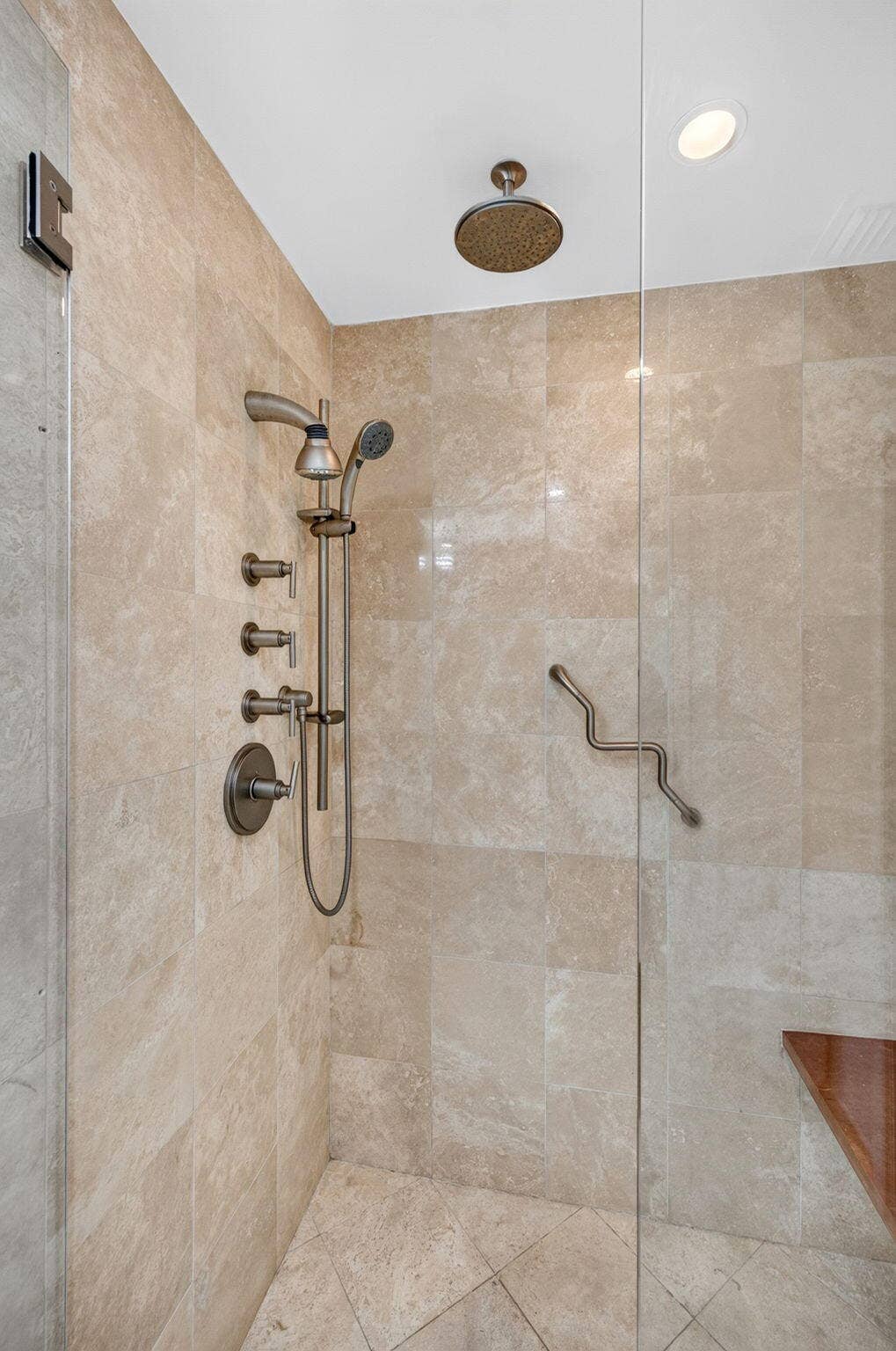 57-web-or-mls-699A8458