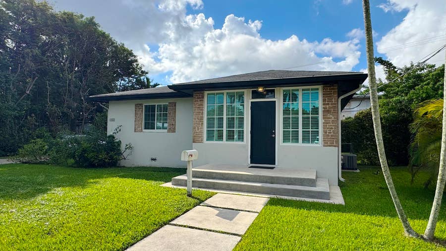 Property photo for 133 SE 2nd Street, Dania Beach, FL