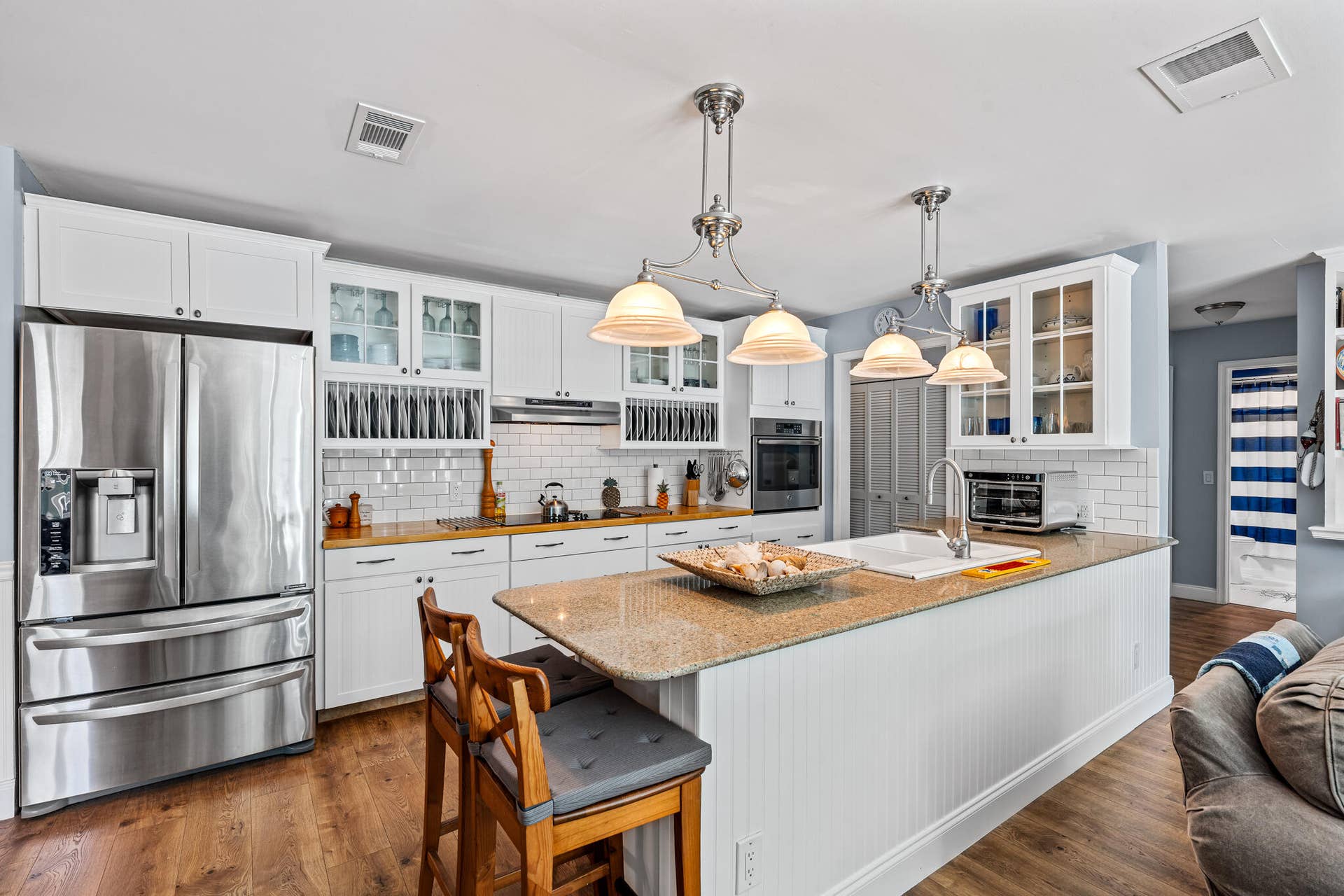 611 East Drive, Delray Beach, FL 33445 611 East Dr 12 Kitchen