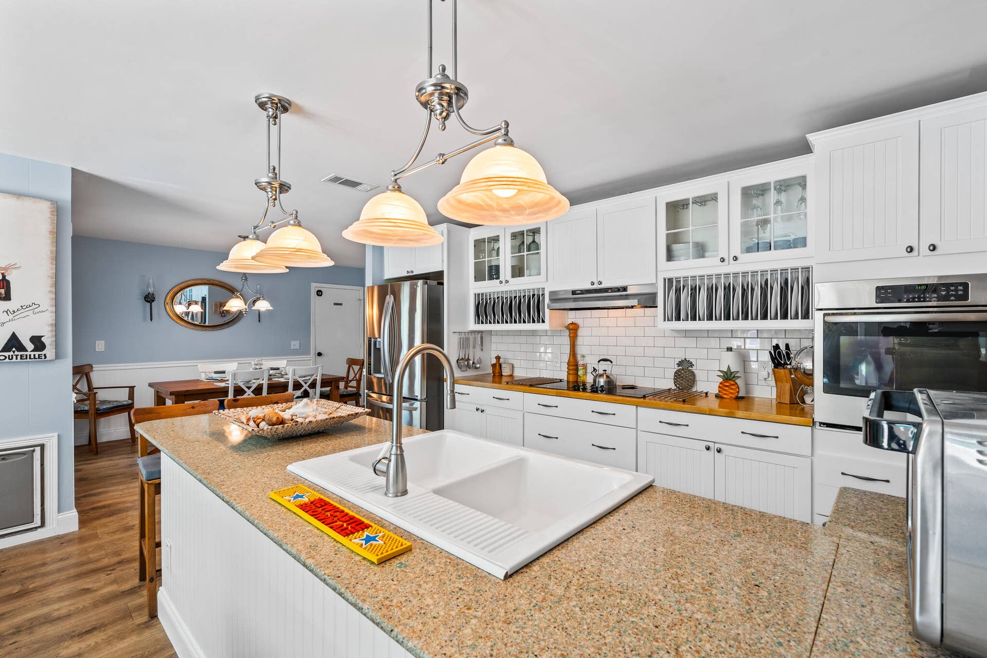 611 East Drive, Delray Beach, FL 33445 611 East Dr 10 Kitchen