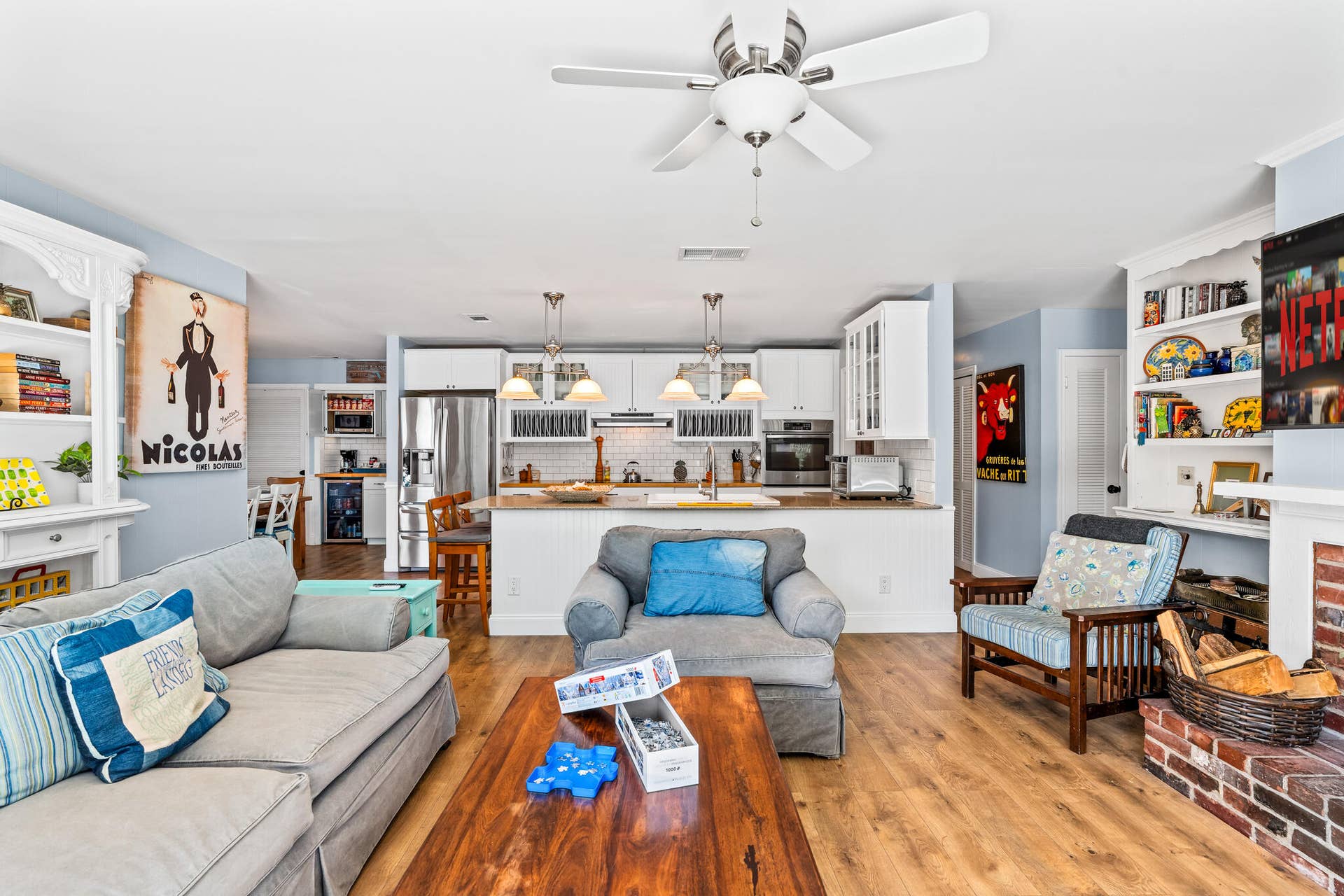 611 East Drive, Delray Beach, FL 33445 611 East Dr 7 Family Room