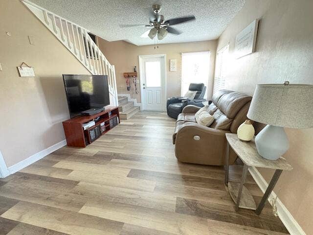 10313 BOYNTON PLACE Circle, Boynton Beach, FL 33437 Livingroom