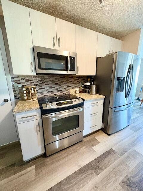 10313 BOYNTON PLACE Circle, Boynton Beach, FL 33437 Kitchen