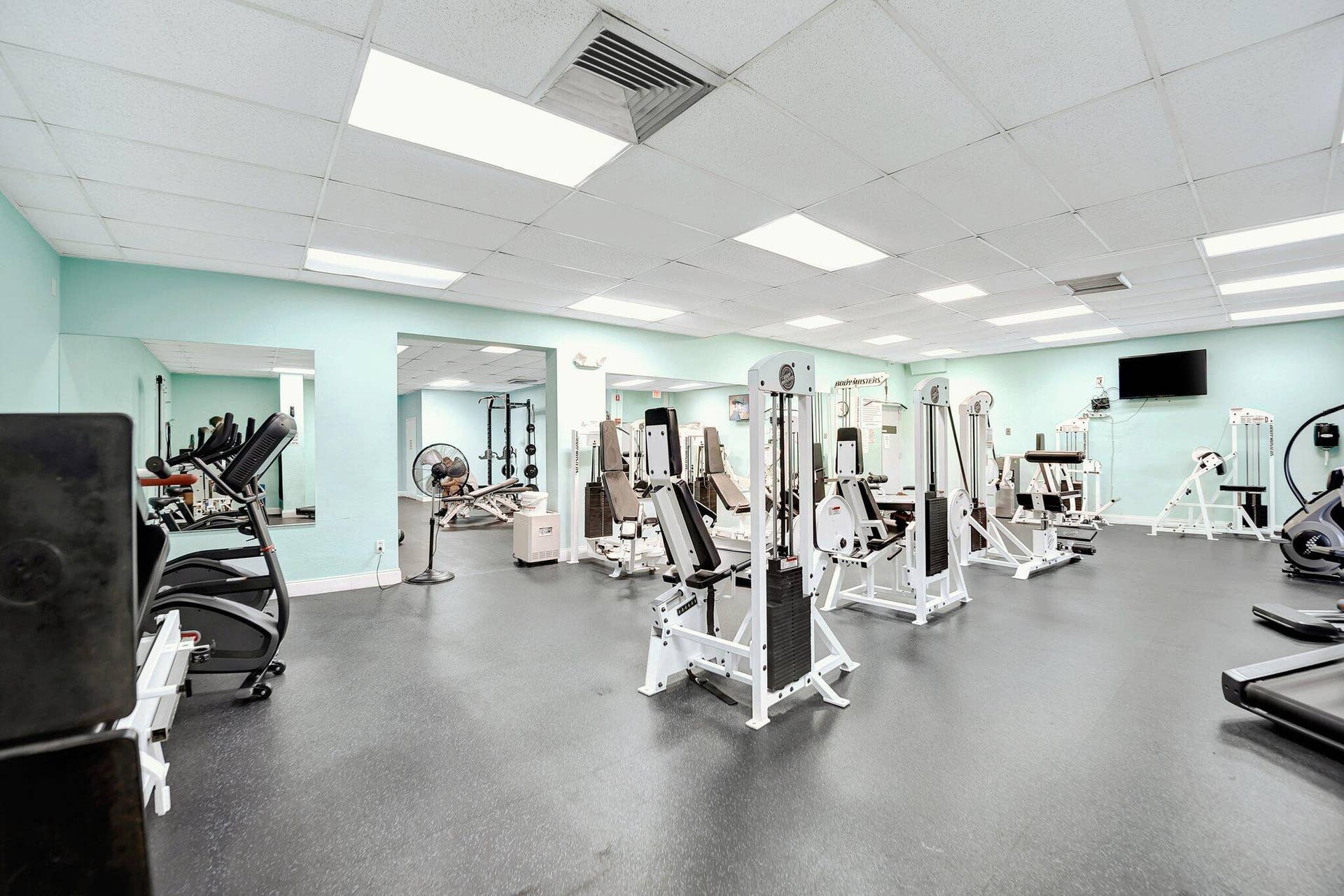 7051 Environ Boulevard, #534, Lauderhill, FL 33319 Gym