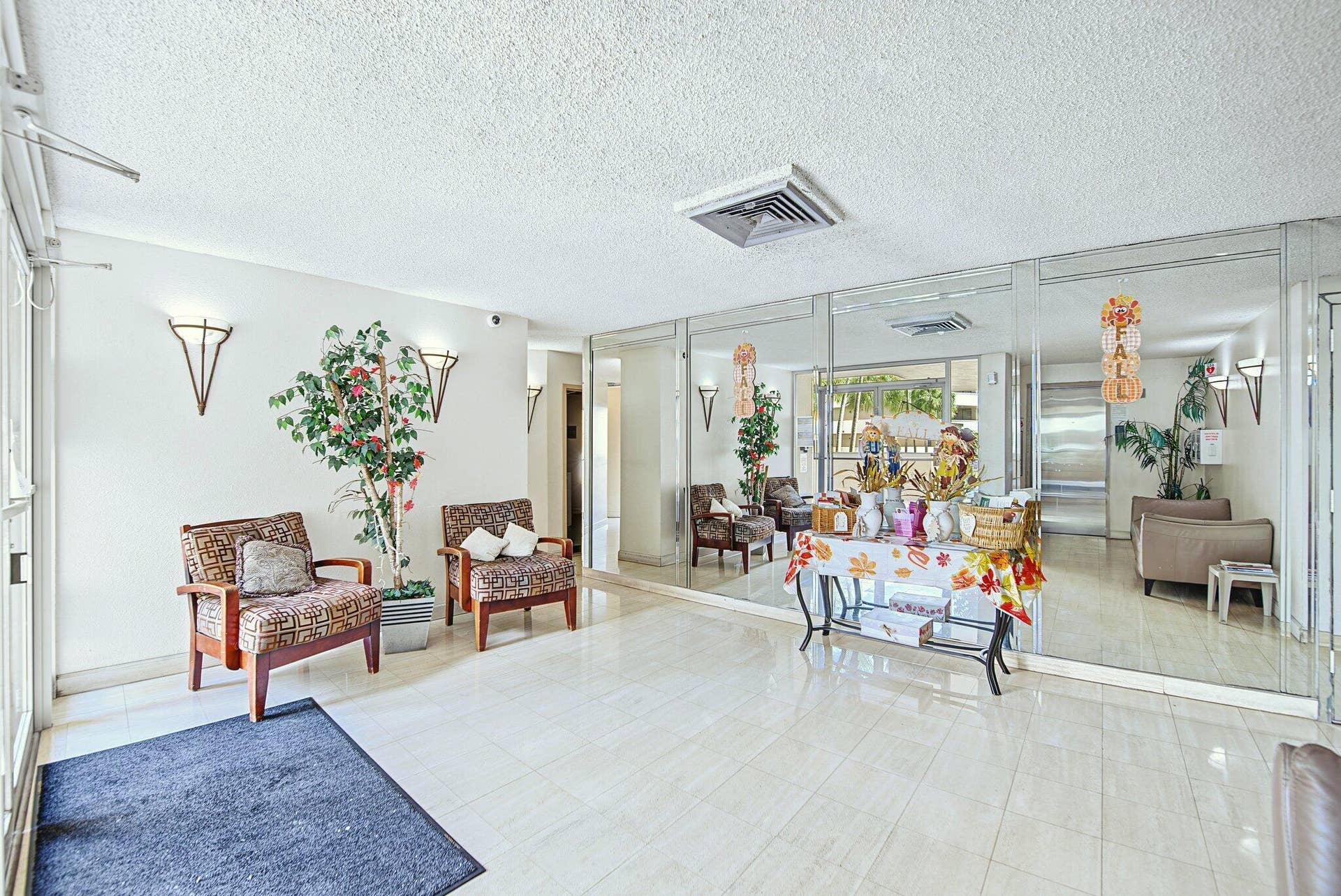 7051 Environ Boulevard, #534, Lauderhill, FL 33319 Lobby