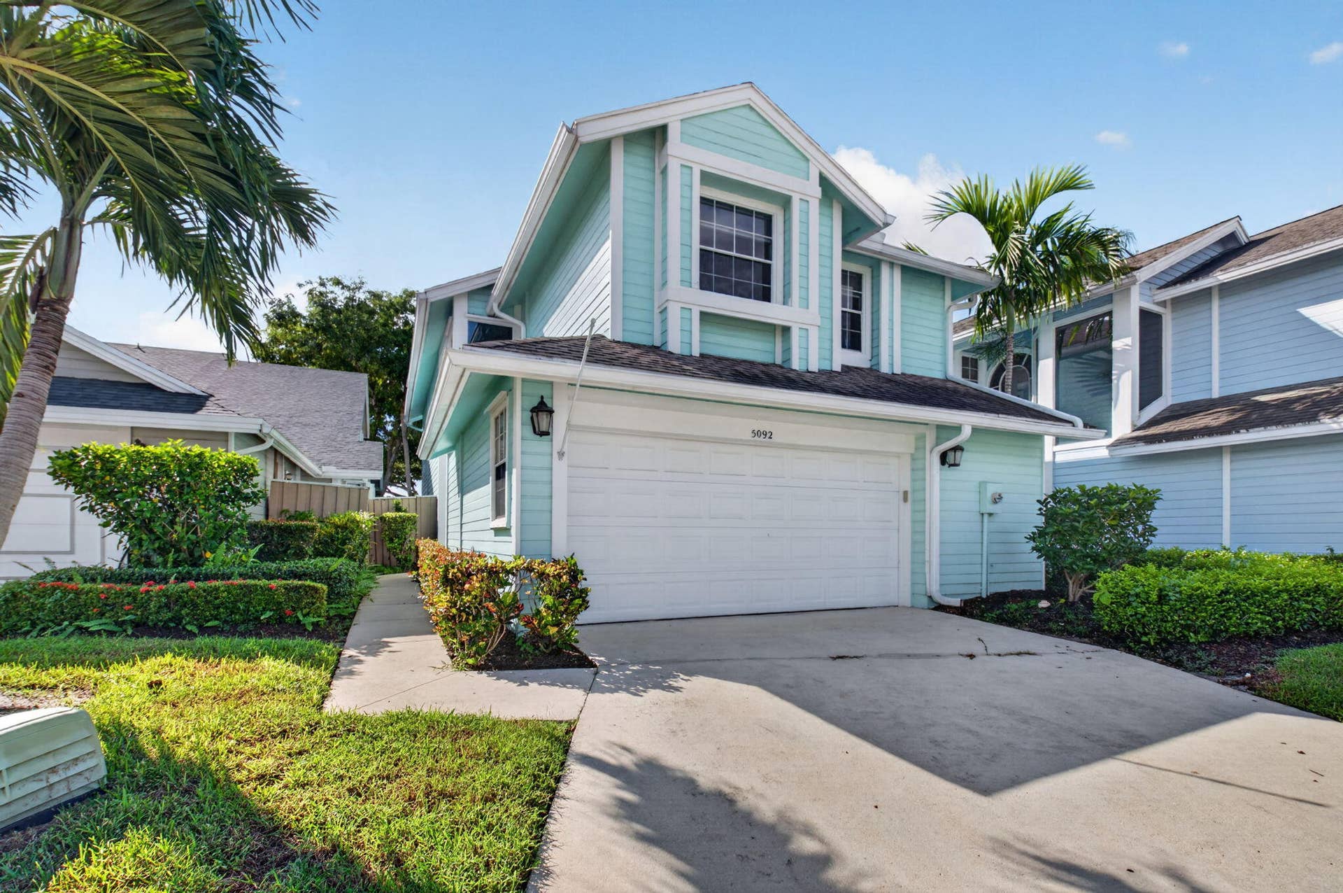 5092 Coronado Ridge, Boca Raton, FL 33486 2 car garage