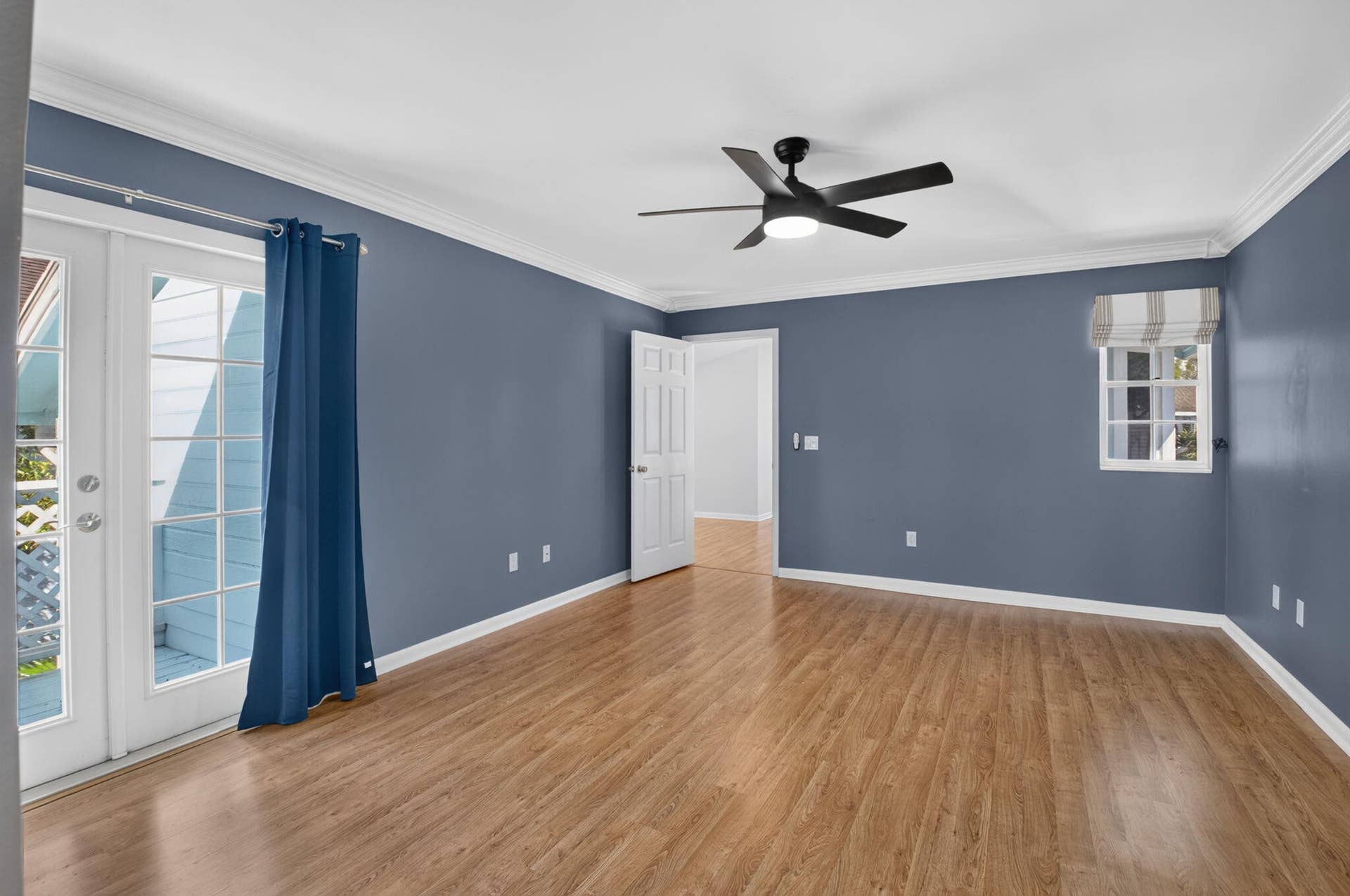 5092 Coronado Ridge, Boca Raton, FL 33486 Primary Bedroom with balcony