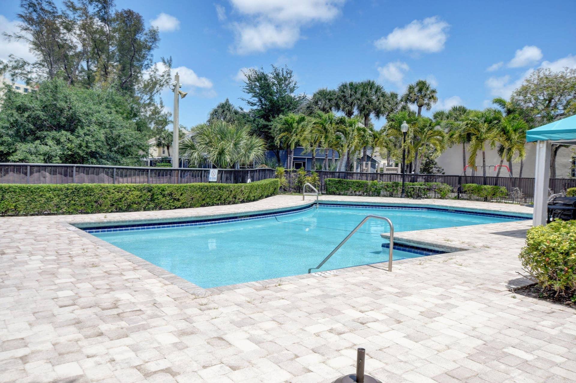 5092 Coronado Ridge, Boca Raton, FL 33486 The community has 2 pools
