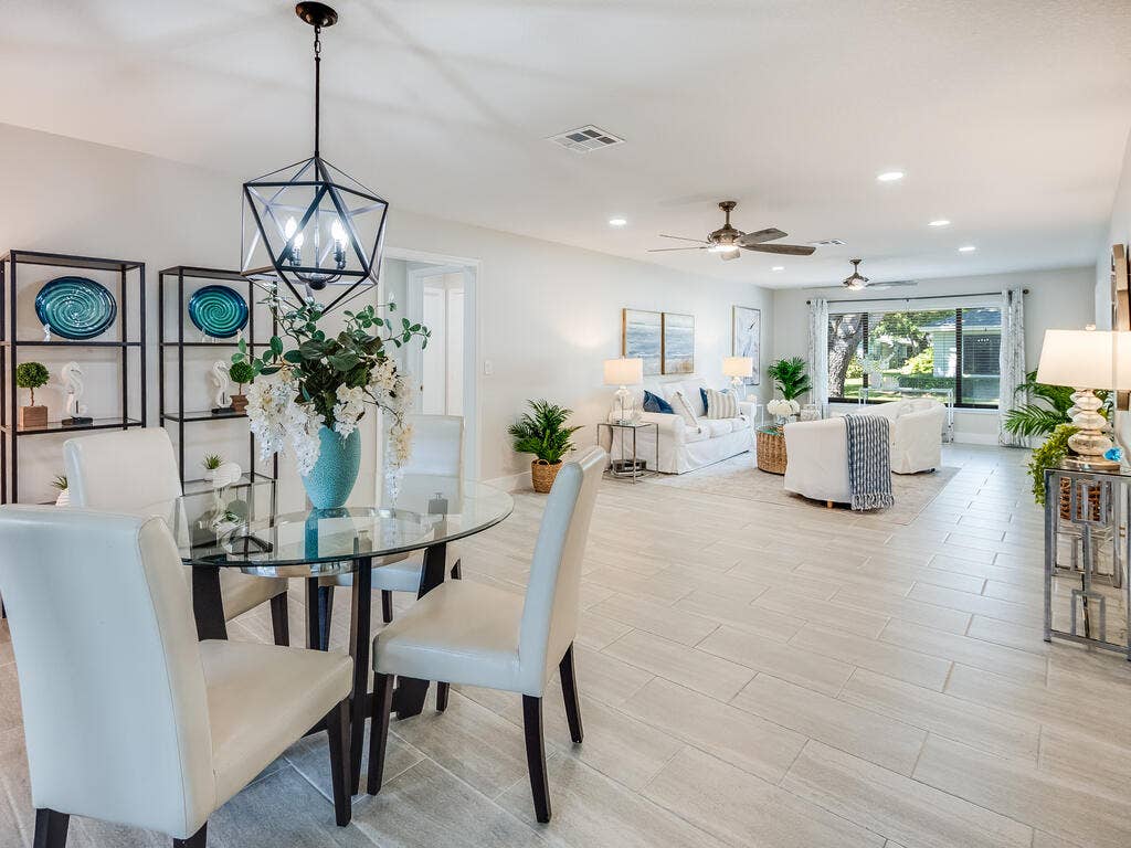 Dining/Living Area