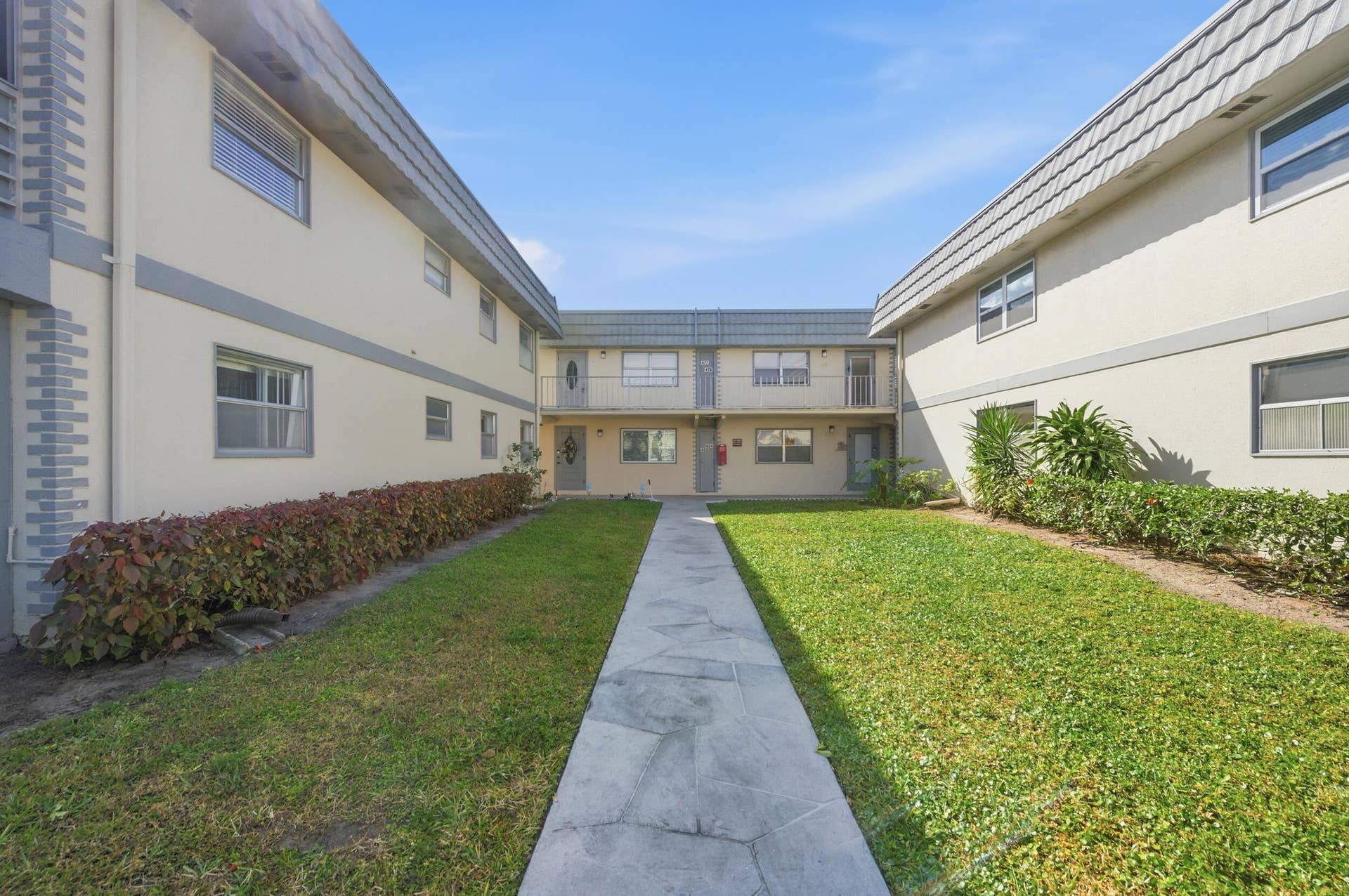 452 Brittany J, Delray Beach, FL 33446 dsc_0507
