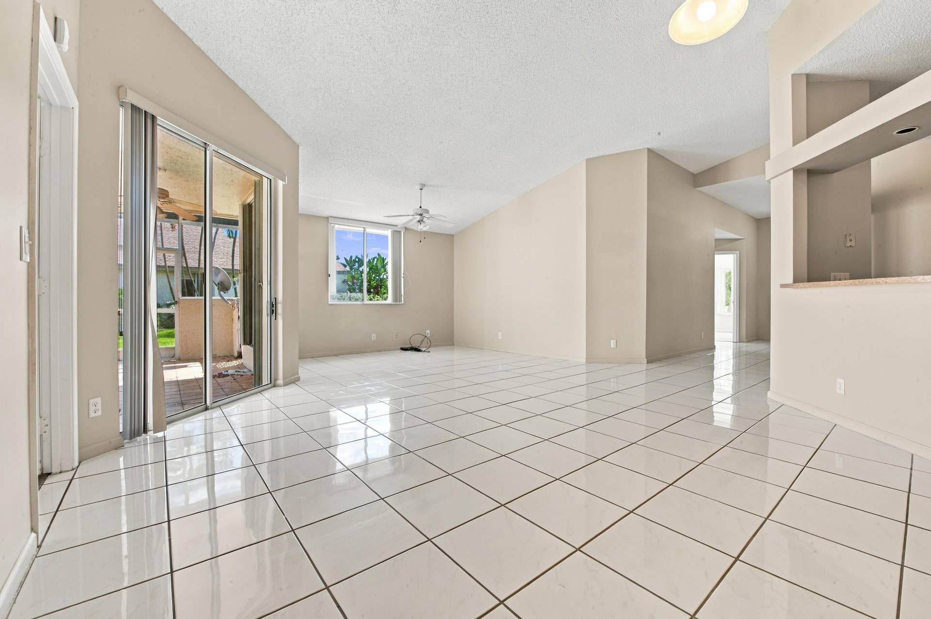 9733 BOCA GARDENS Circle N, #D, Boca Raton, FL 33496 008__DSC2501