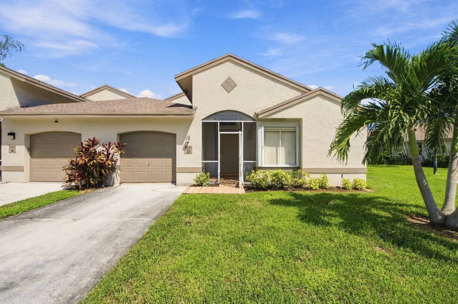 Property photo for 9733 BOCA GARDENS Circle N, #D, Boca Raton, FL