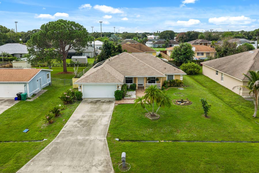 Property photo for 674 SW LUCERO Drive, Port St Lucie, FL