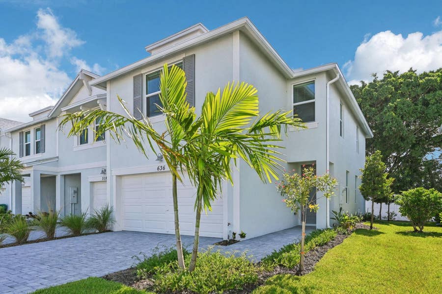 Property photo for 636 SALISBURY Circle, Fort Pierce, FL