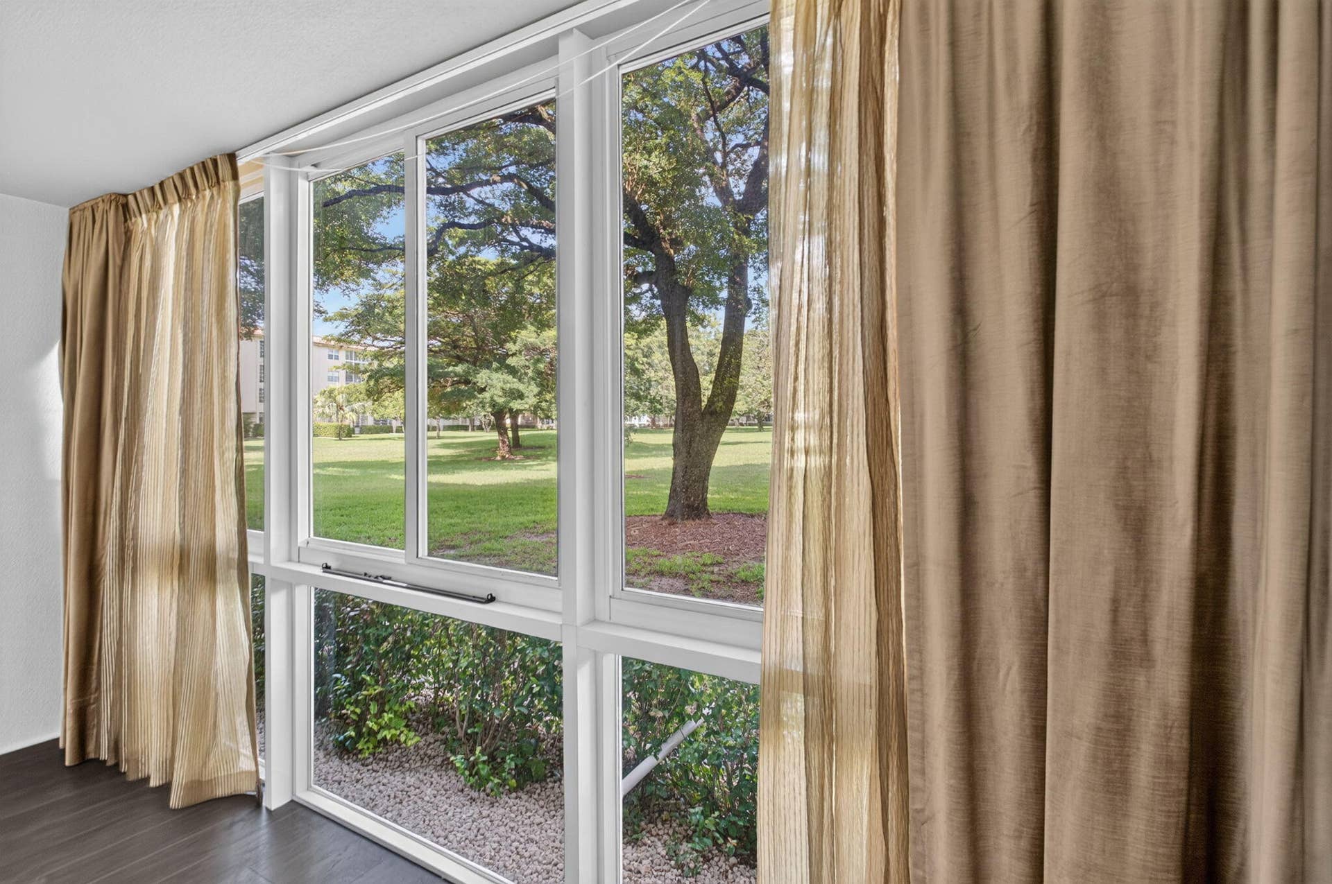 1604 ABACO Drive, #D1, Coconut Creek, FL 33066 Enclosed Patio