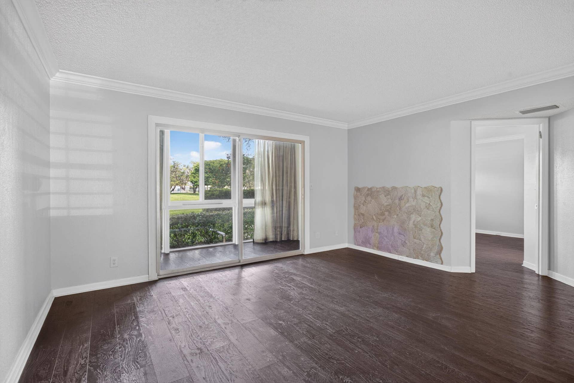 1604 ABACO Drive, #D1, Coconut Creek, FL 33066 Living Room