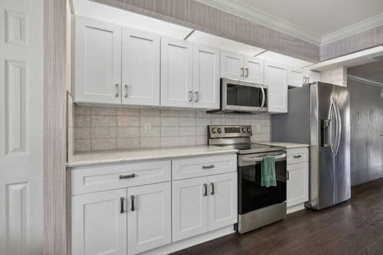 1604 ABACO Drive, #D1, Coconut Creek, FL 33066 Kitchen