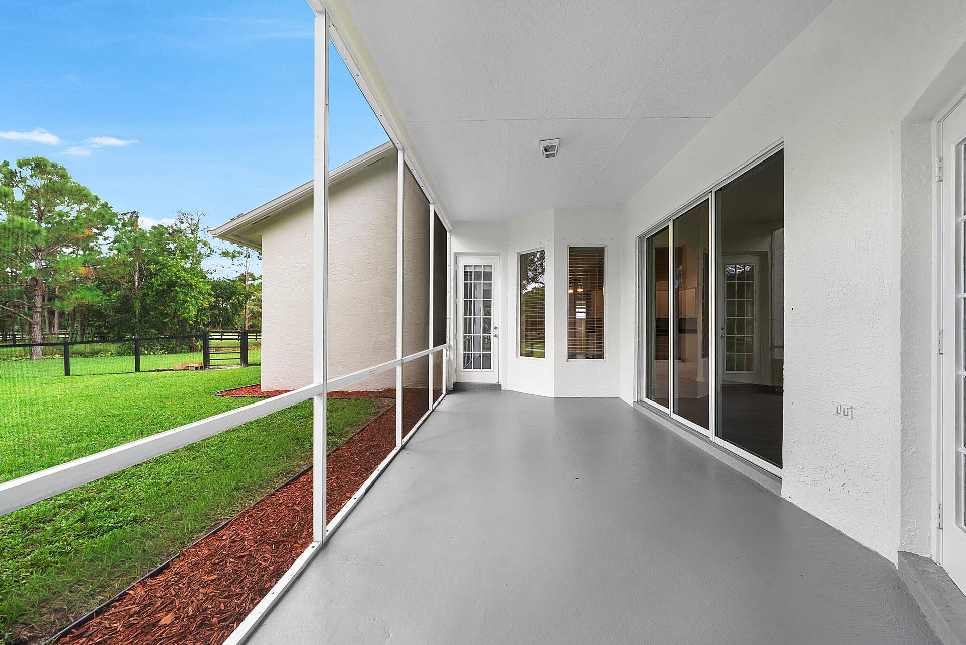 Screened-In Patio