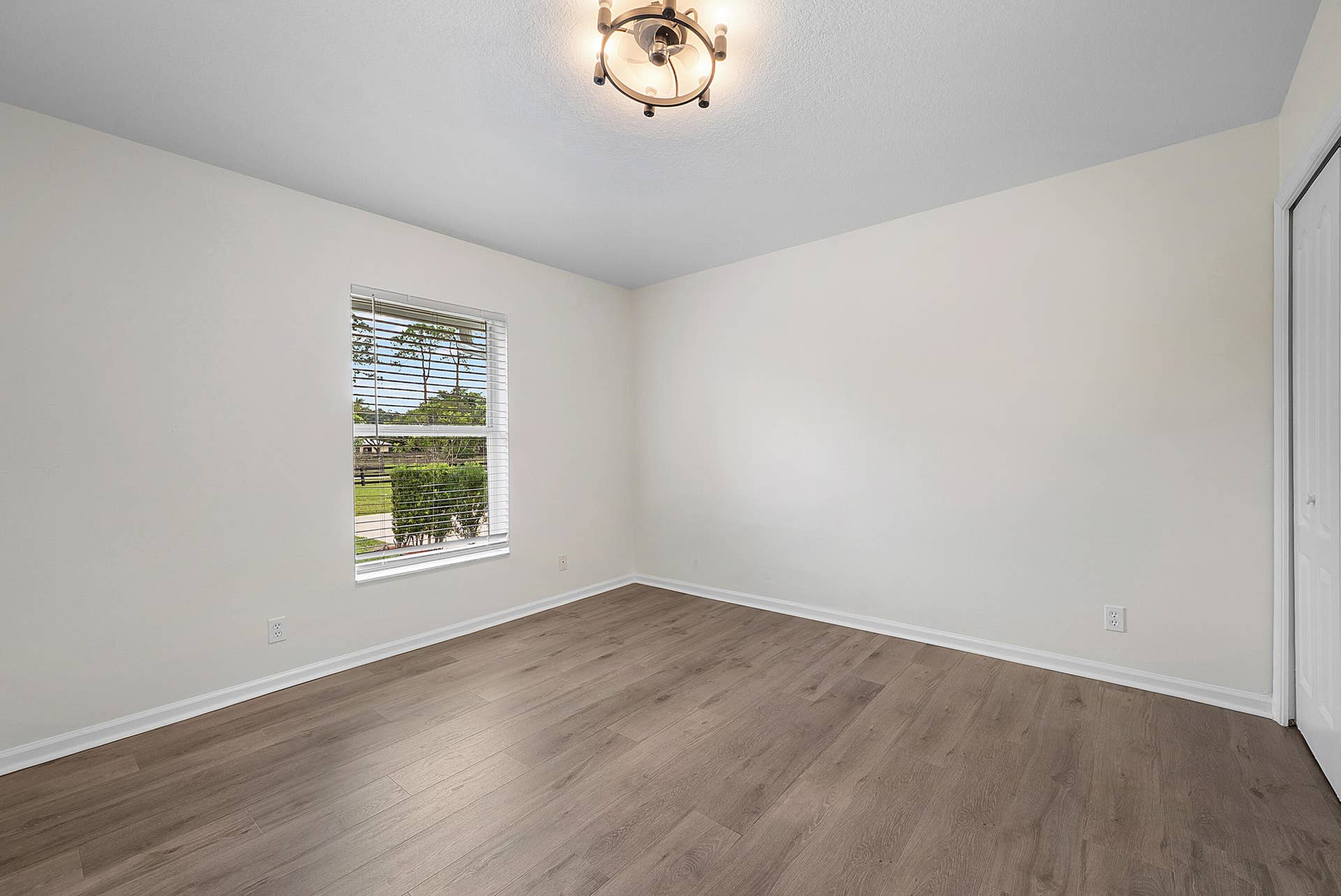 Guest Bedroom 3