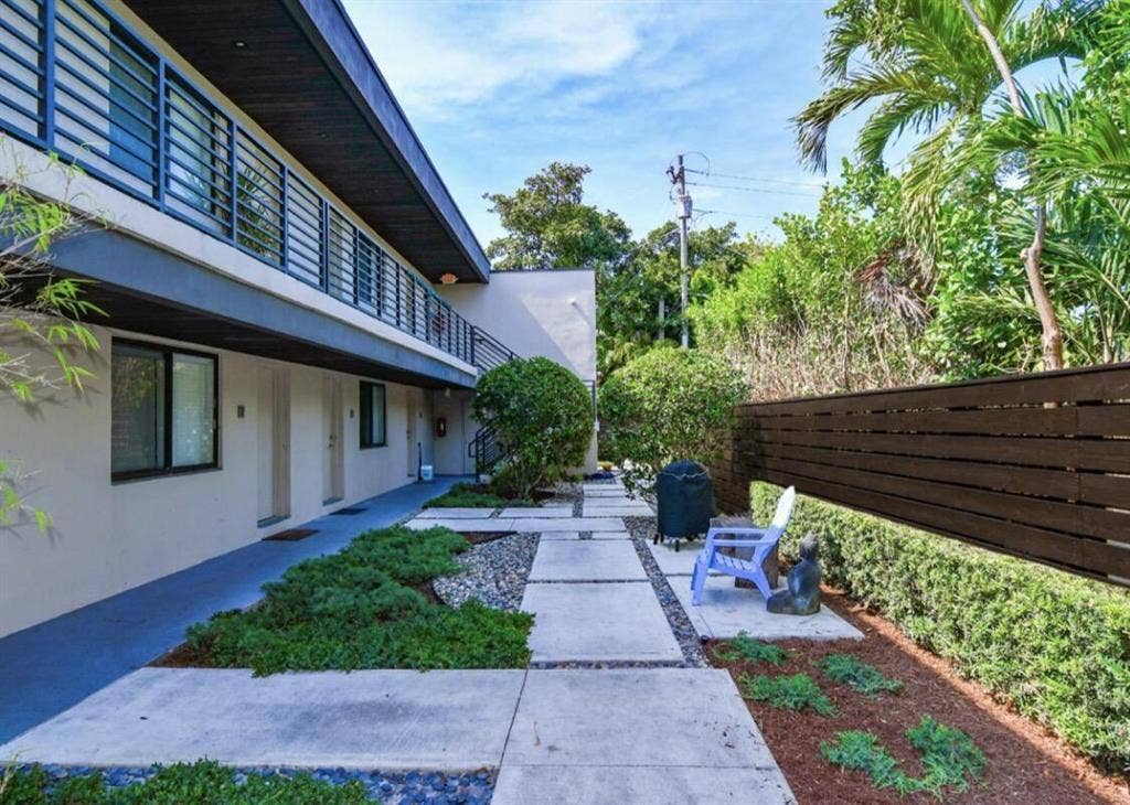 1273 NE 38th Street, #7, Oakland Park, Oakland Park, FL 33334 GetMedia-3.ashx