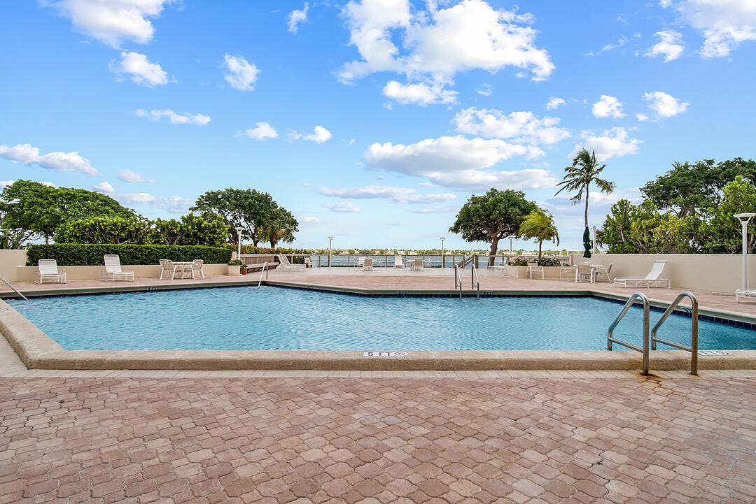 5600 N FLAGLER Drive, #310, West Palm Beach, West Palm Beach, FL 33407 5600-N-FLAGLER-DR-310-33407-030