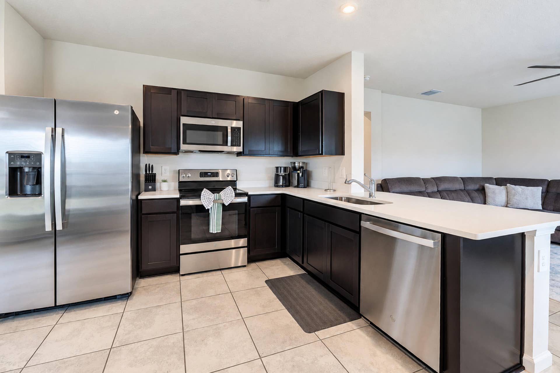521 Cherimoya Street, Fort Pierce, FL 34981 Kitchen