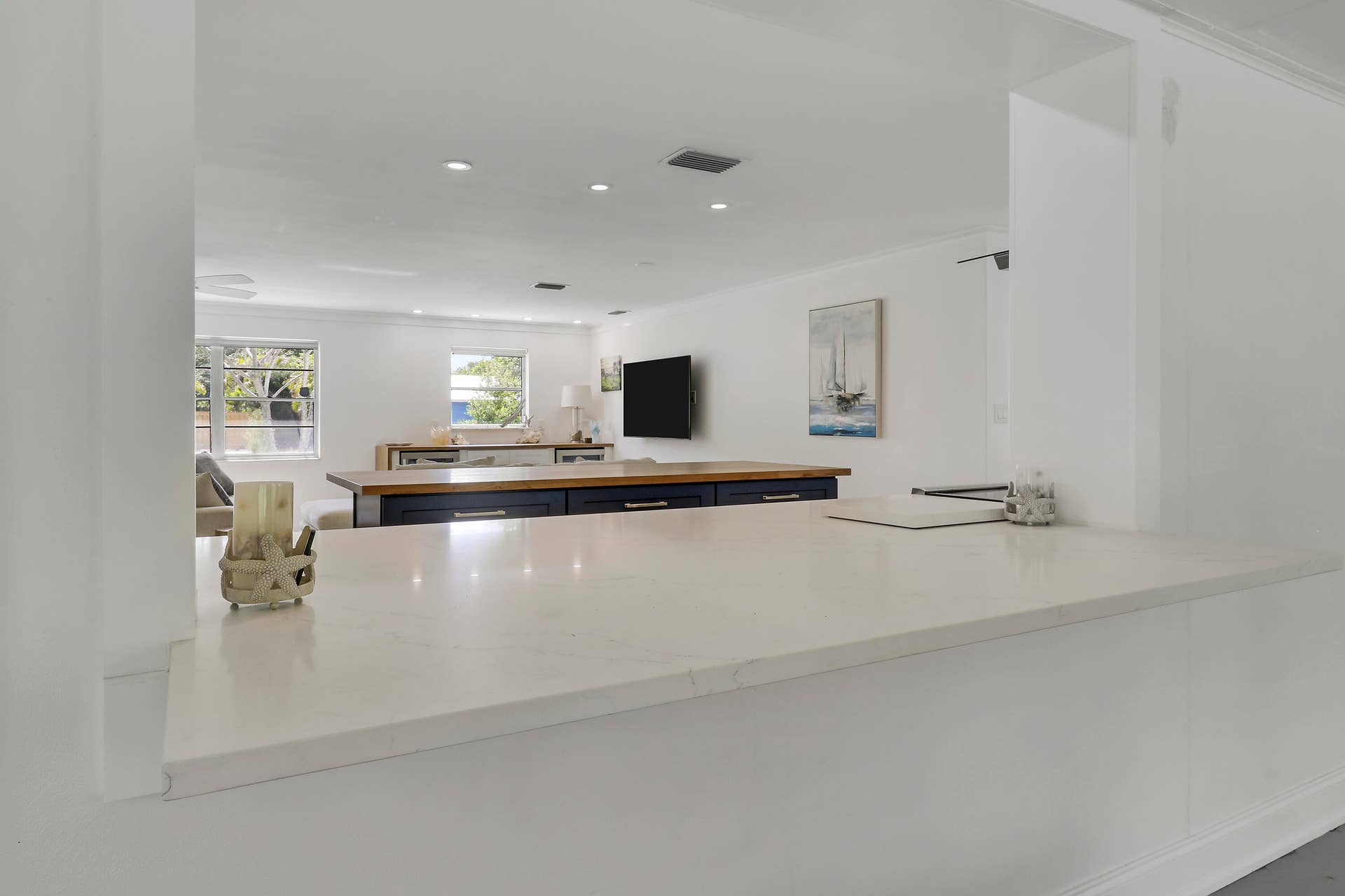 Kitchen pass through
