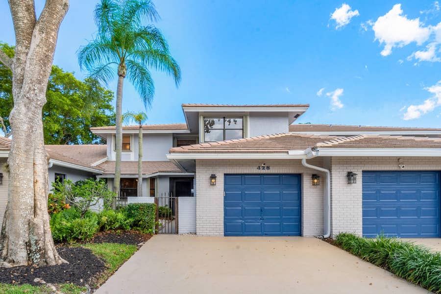 Property photo for 428 DEER CREEK LAKE POINT SOUTH Lane, Deerfield Beach, FL