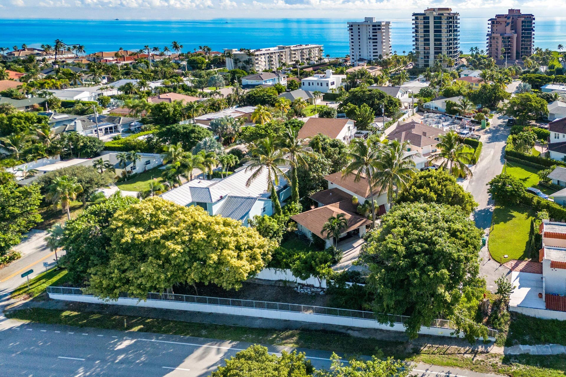 039-491NeptuneRoad-JunoBeach-FL-33408-SM