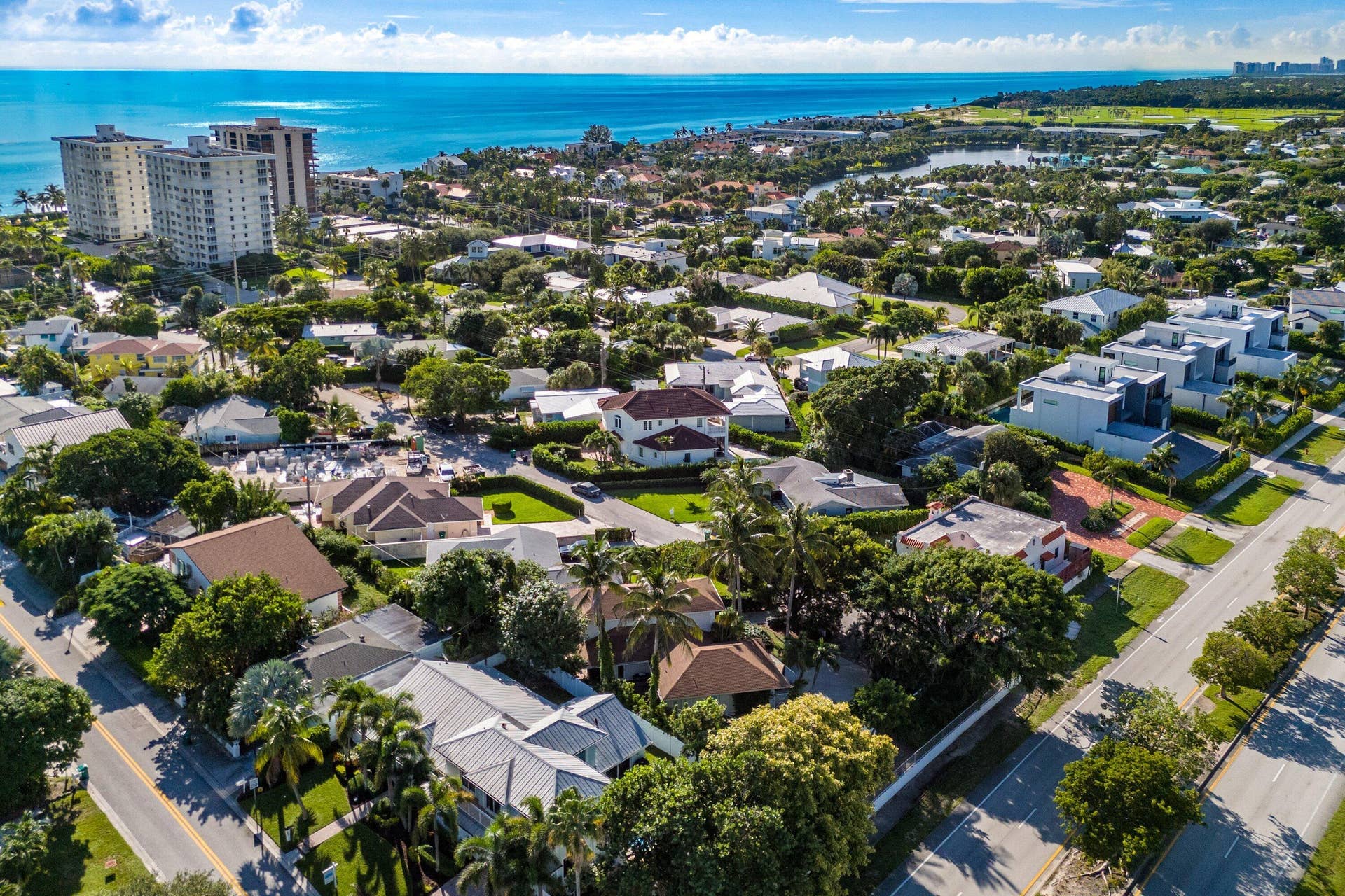 042-491NeptuneRoad-JunoBeach-FL-33408-SM