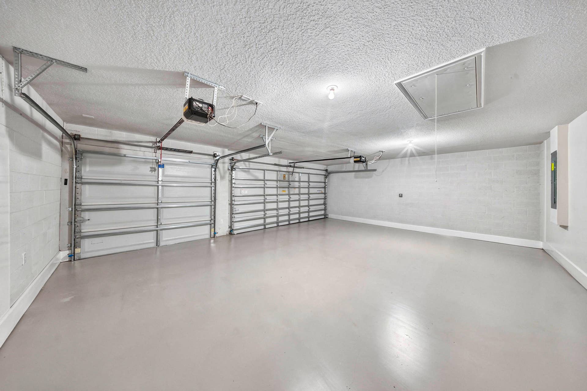 8525 WATERSTONE Boulevard, Fort Pierce, FL 34951 1823FBD9-DC16-4F63-B631-AD59A9BF4529