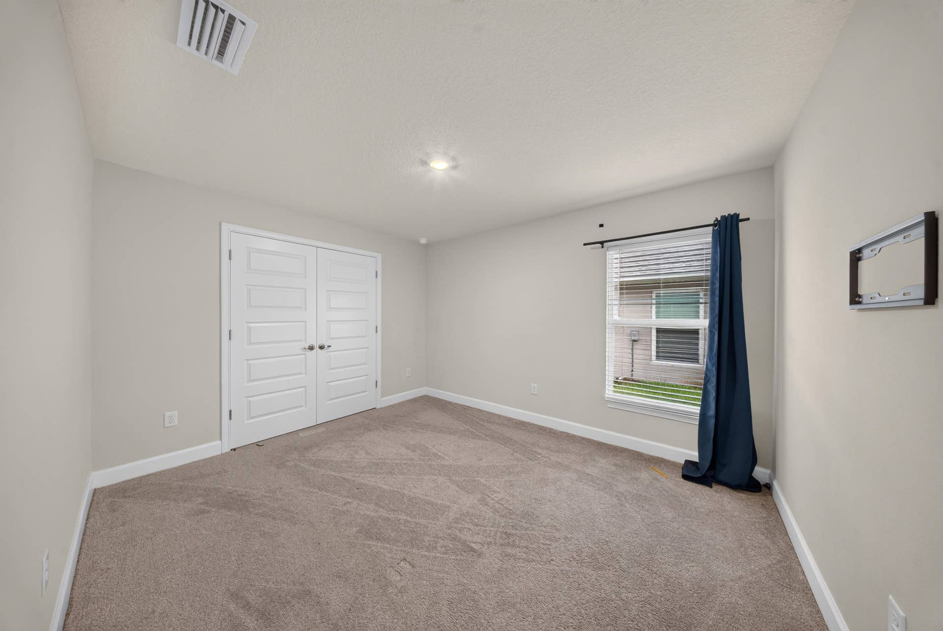 8525 WATERSTONE Boulevard, Fort Pierce, FL 34951 76570275-7212-4D3F-A479-E483A1400947