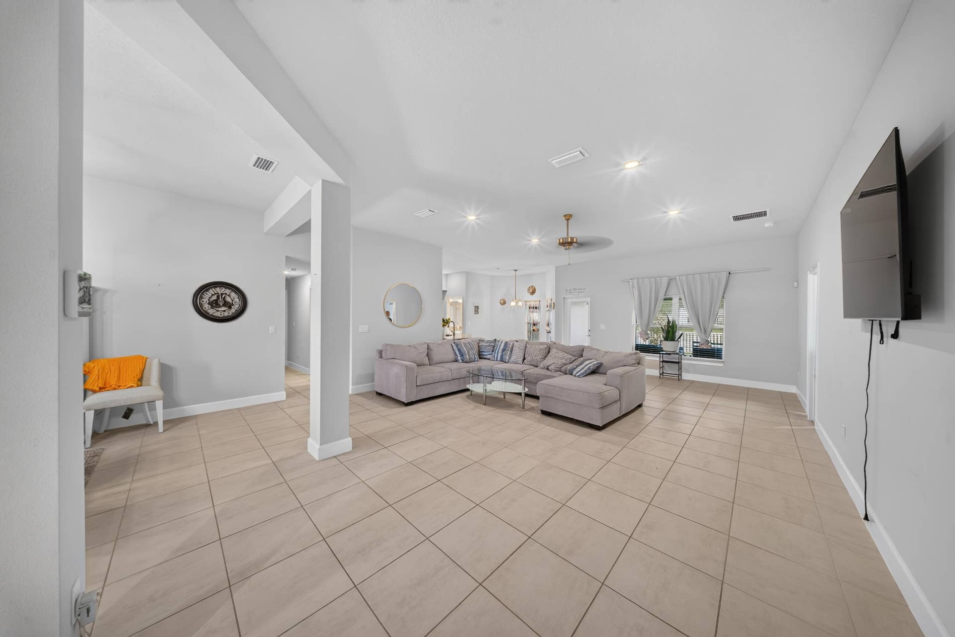 8525 WATERSTONE Boulevard, Fort Pierce, FL 34951 58EB5E03-15E1-49F4-A6F4-C26C5B86F827