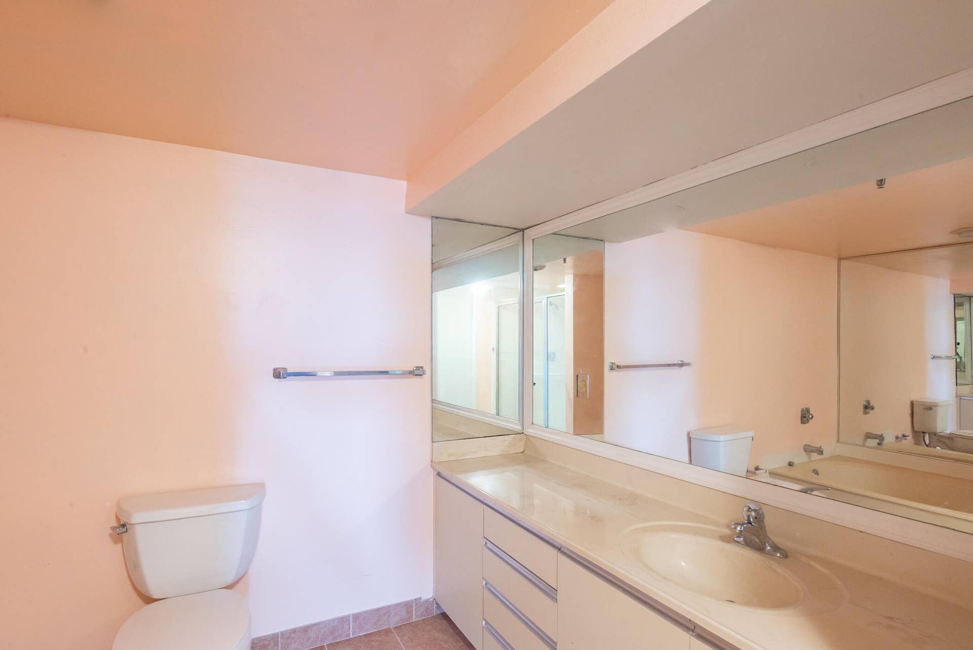 2480 PRESIDENTIAL Way, #903, West Palm Beach, FL 33401 Clark- 2480 Presidential Way 903-022