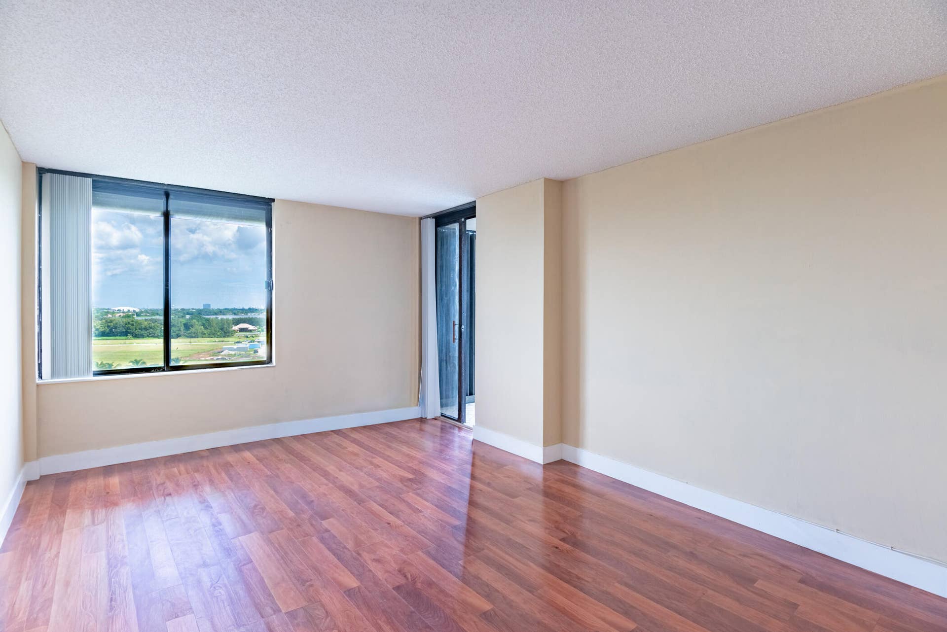 2480 PRESIDENTIAL Way, #903, West Palm Beach, FL 33401 Clark- 2480 Presidential Way 903-002