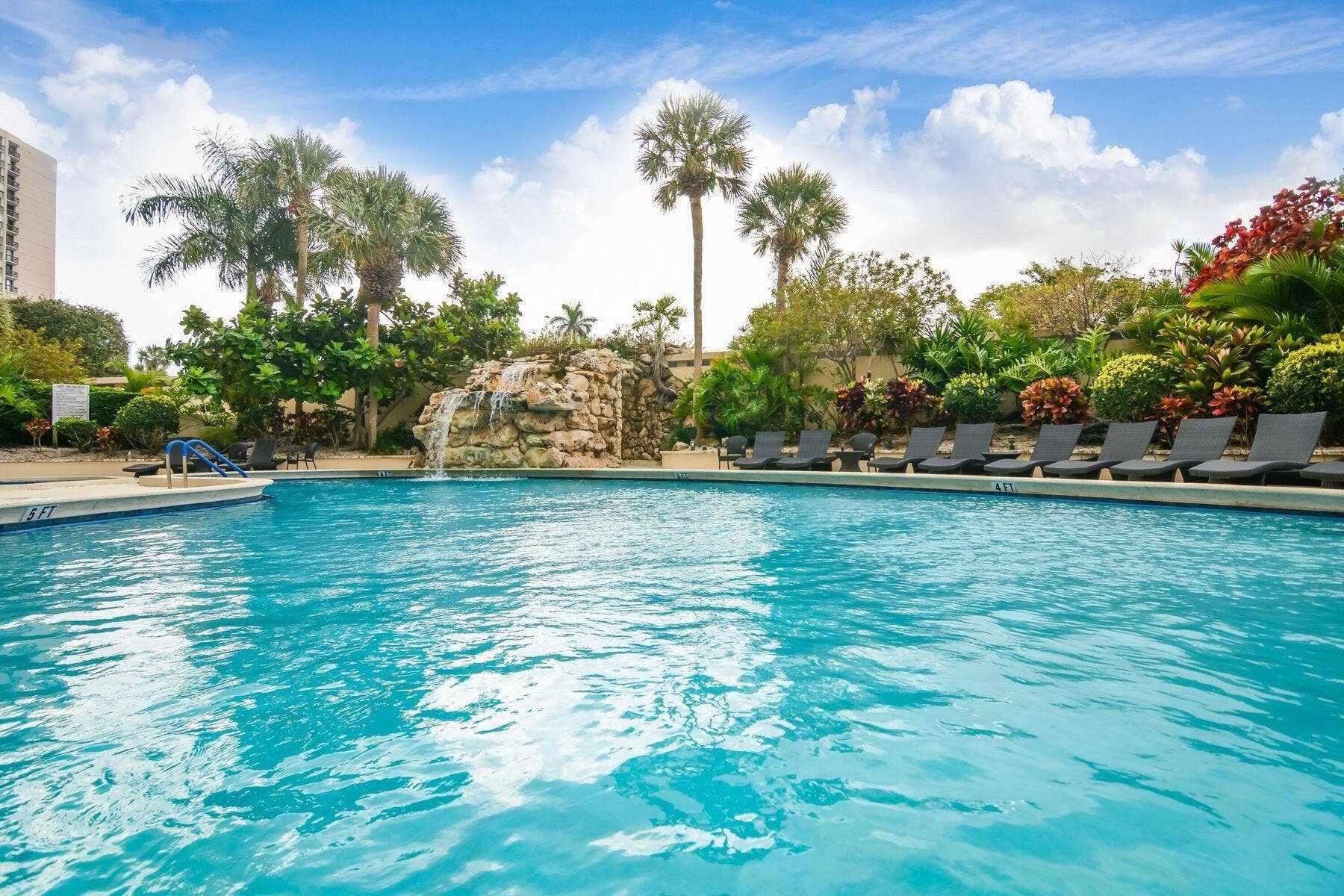 2480 PRESIDENTIAL Way, #903, West Palm Beach, FL 33401 Envoy Pool3