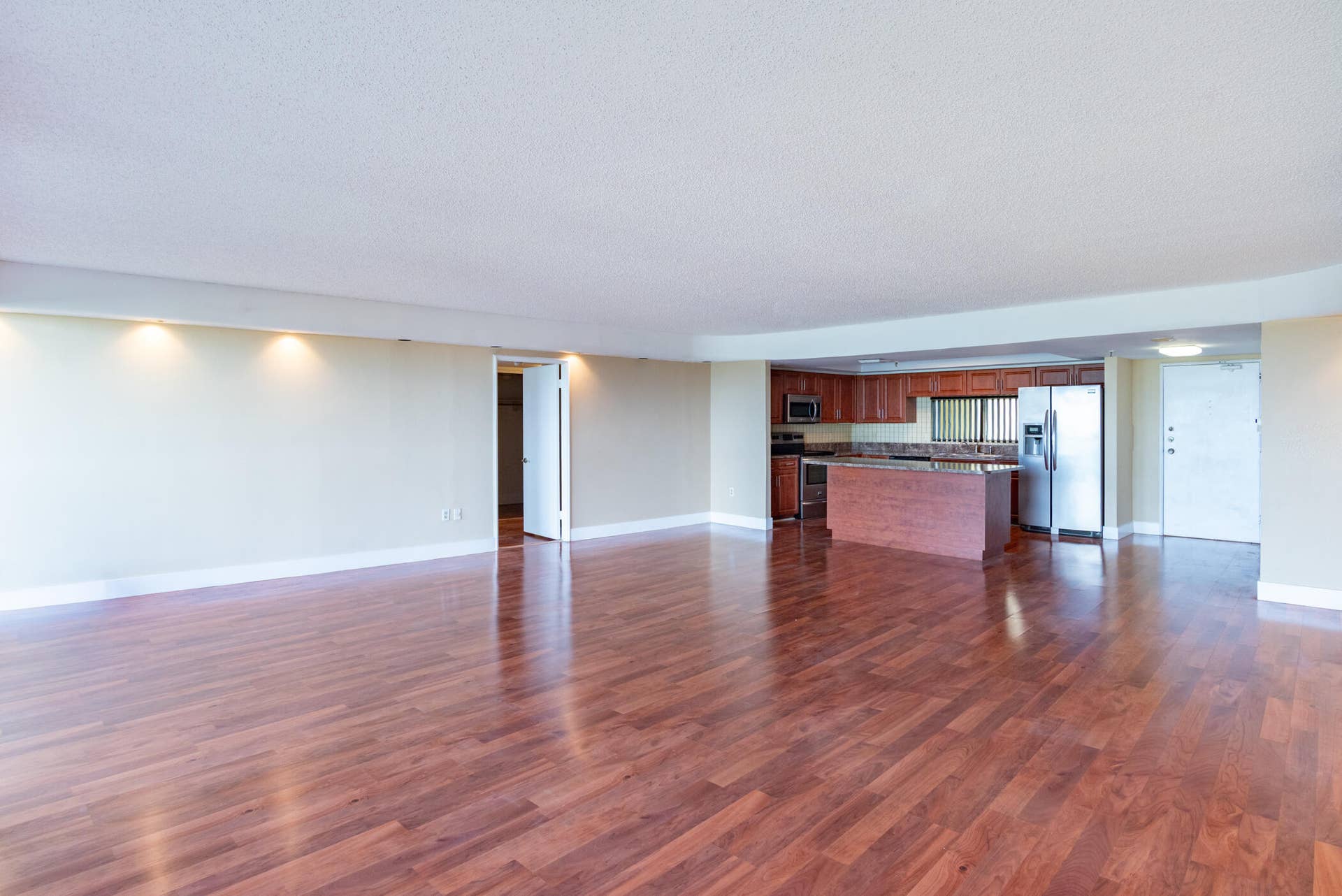 2480 PRESIDENTIAL Way, #903, West Palm Beach, FL 33401 Clark- 2480 Presidential Way 903-011