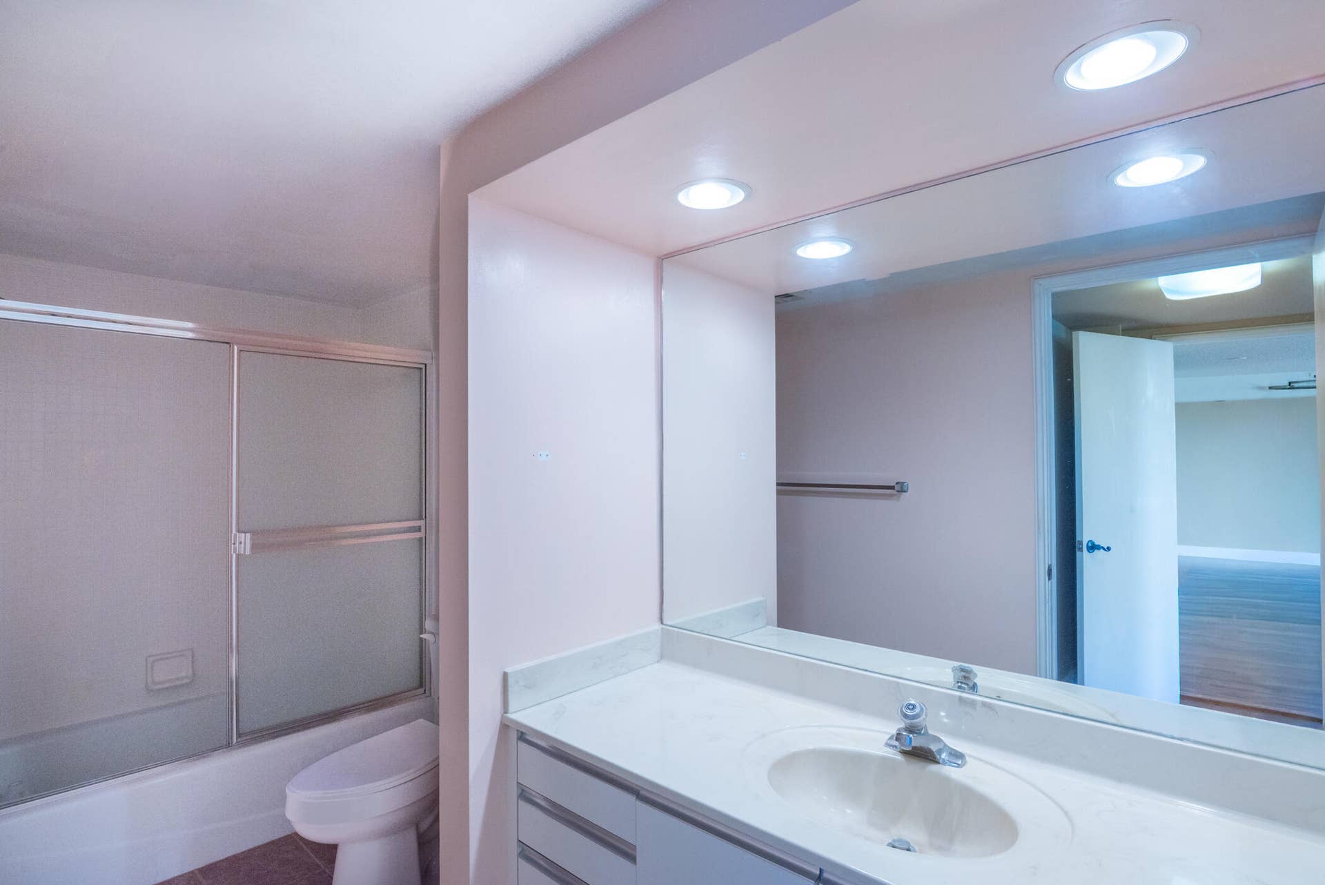 2480 PRESIDENTIAL Way, #903, West Palm Beach, FL 33401 Clark- 2480 Presidential Way 903-006
