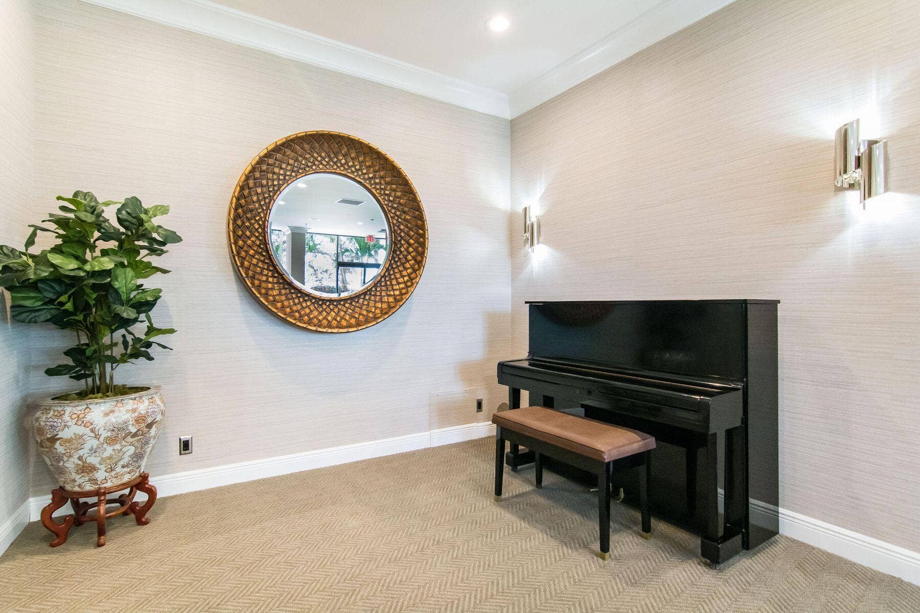 2480 PRESIDENTIAL Way, #903, West Palm Beach, FL 33401 Socialroom4