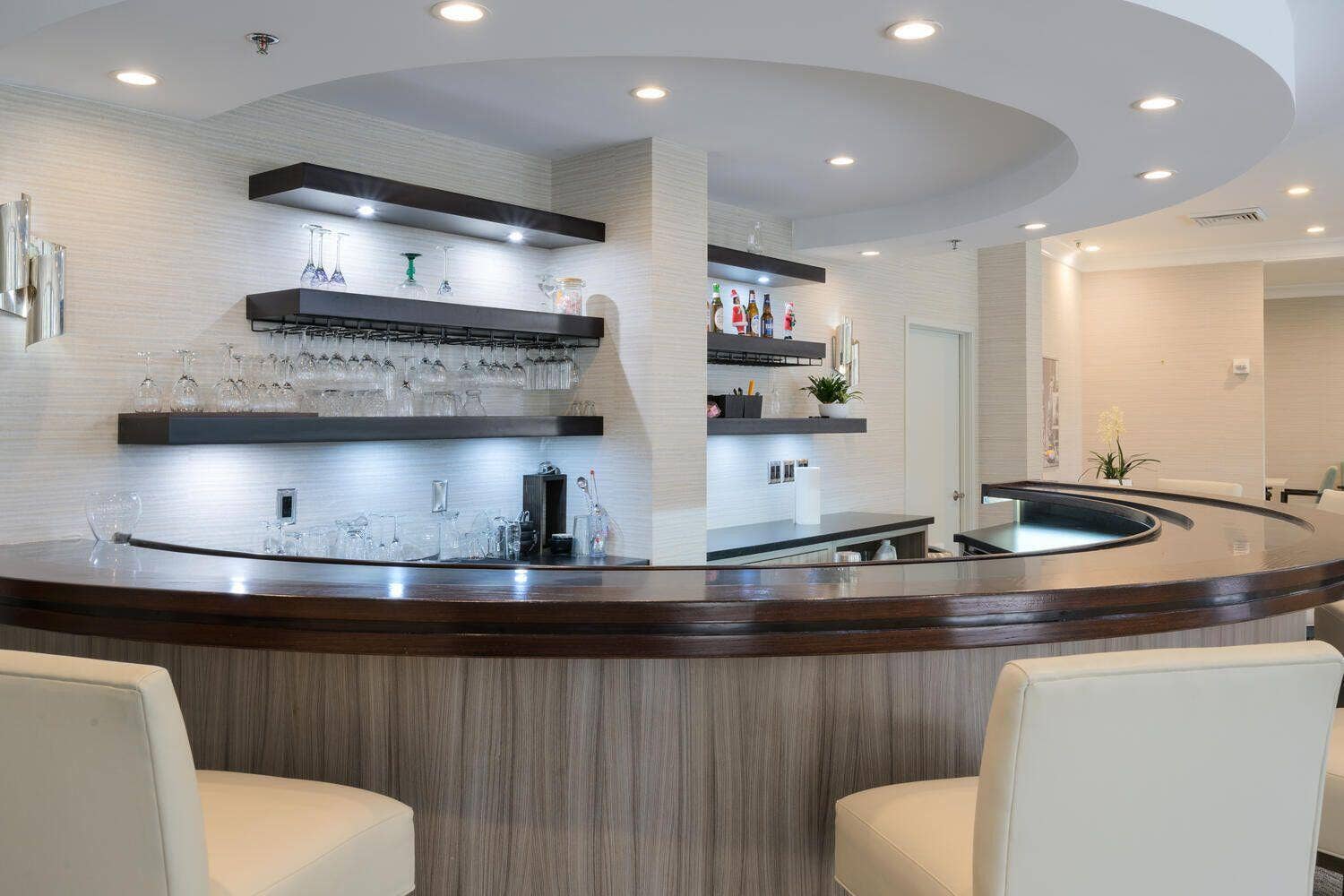 2480 PRESIDENTIAL Way, #903, West Palm Beach, FL 33401 Socialroom1