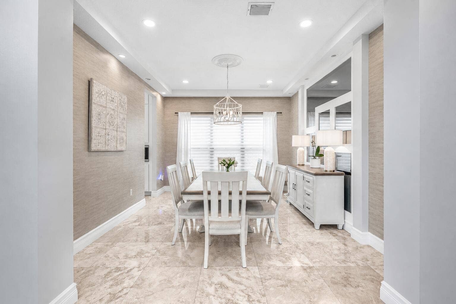 Formal Dining